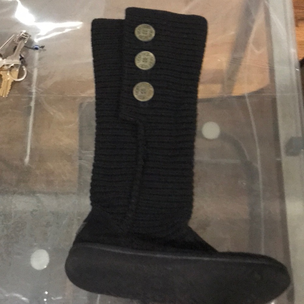 Ugg black boot